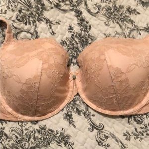 Victoria’s Secret 38DDD